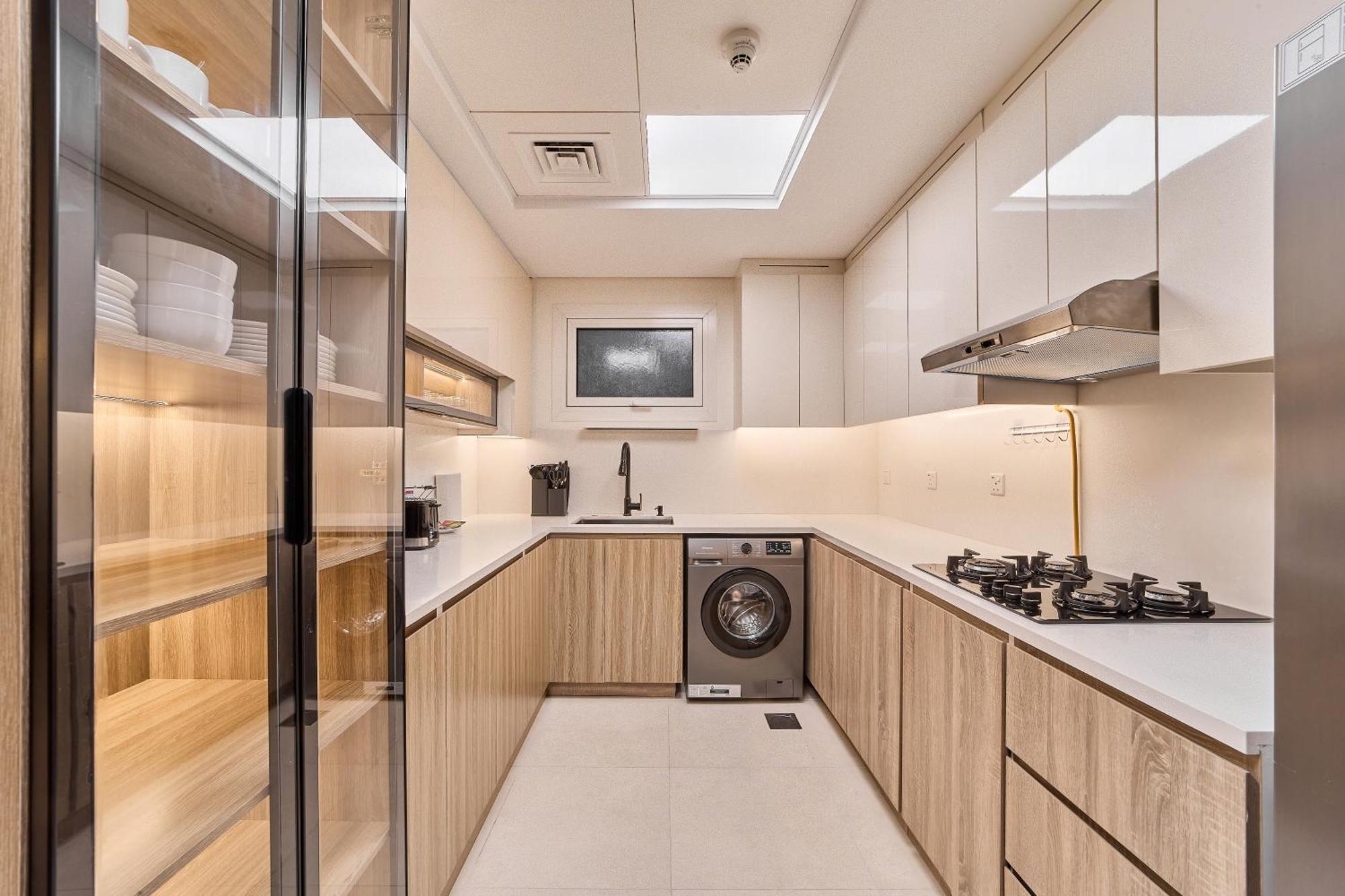 Bright And Cozy 2br In Mirdif