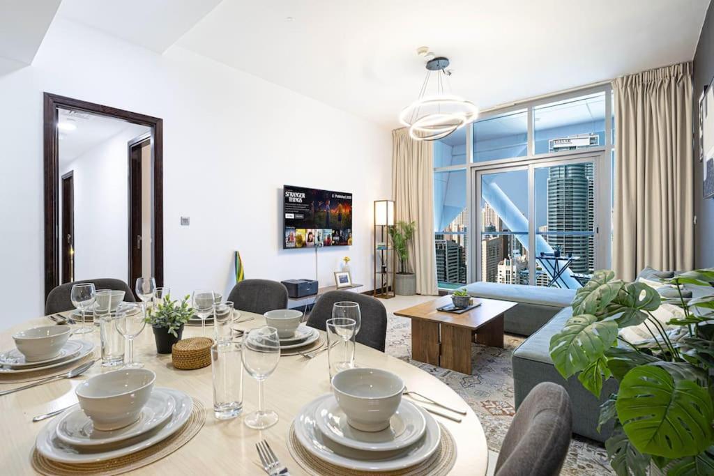 Apartment 2br On 30th Floor In Jlt Near Metro & Walking Distance To Jbr Beach, Marina Dubai