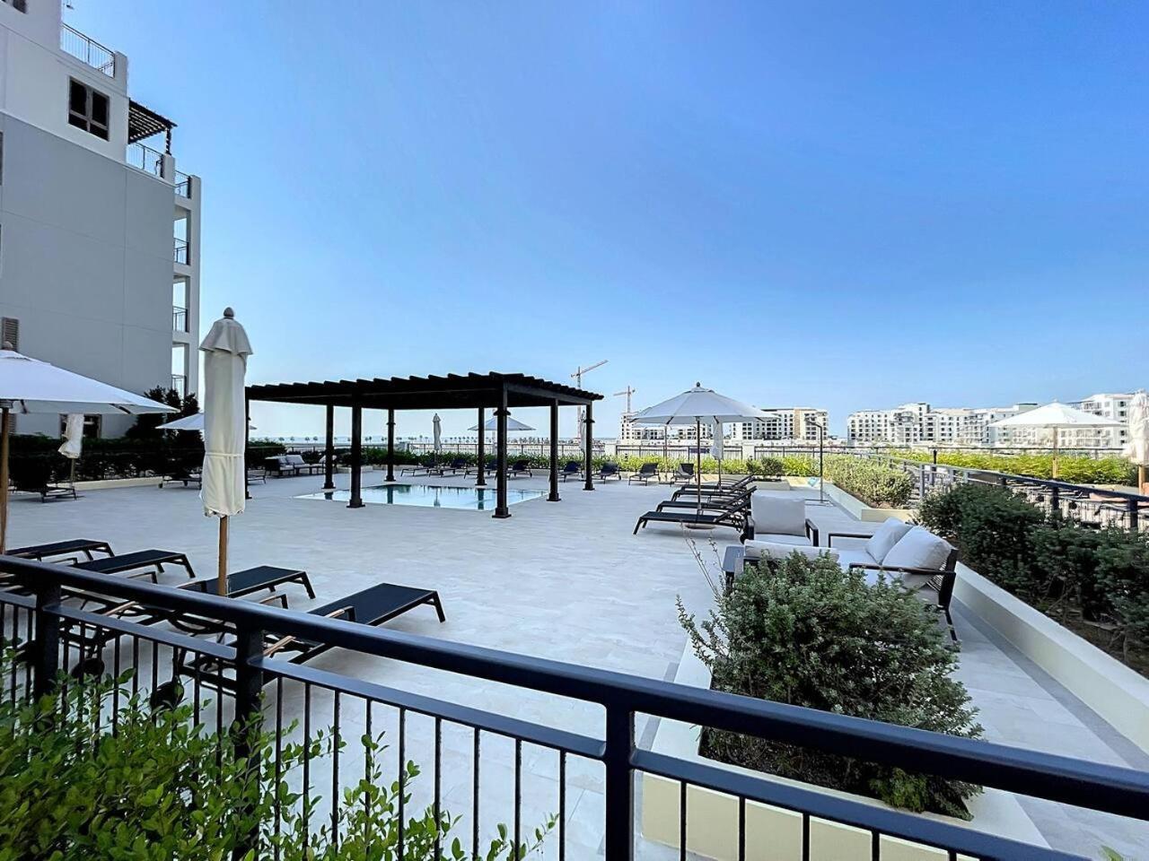 La Sirene 3 - Elegant Two Bedroom In Jumeirah 1 Apartment