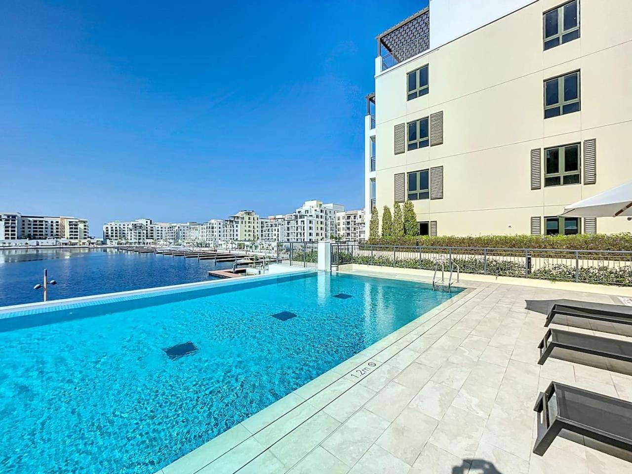 La Sirene 3 - Elegant Two Bedroom In Jumeirah 1