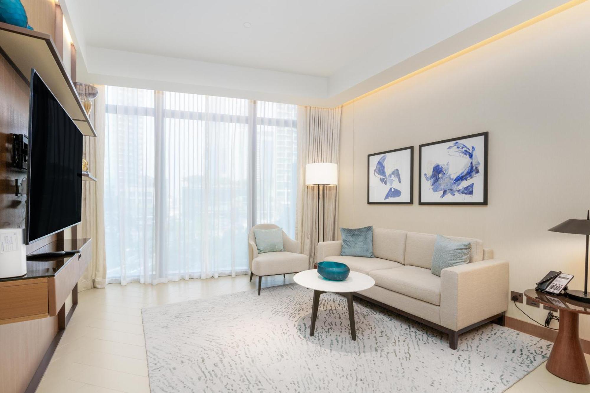 Apartment 313 Premium At The Iconic Address Opera