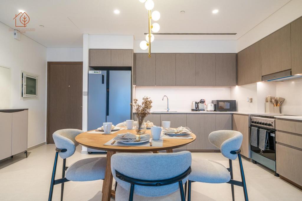 Cozy 2-bed With Burj Khalifa Views 204gr-2 Apartment Dubai