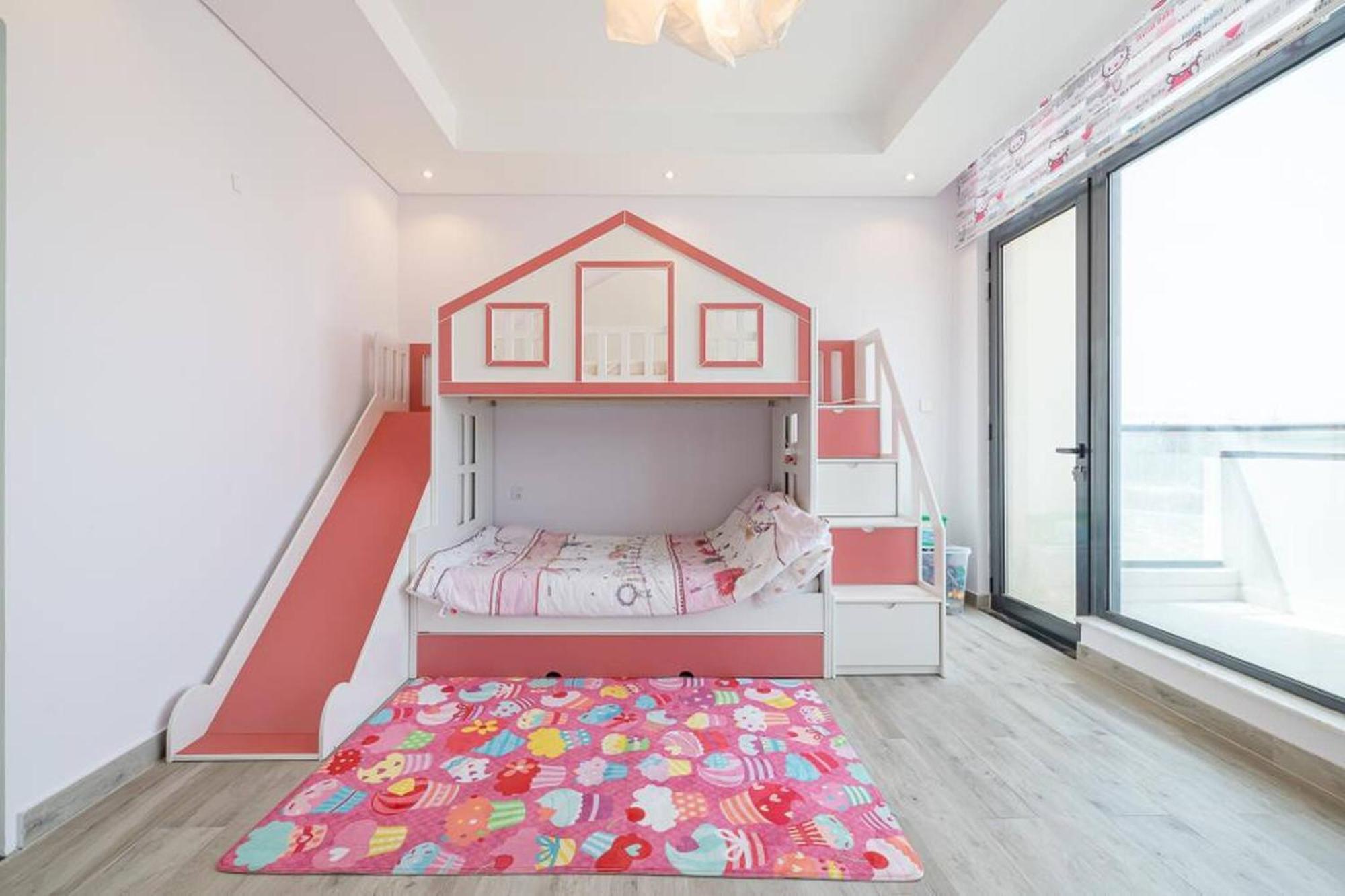 Holiday home Coastal Themed 4br Townhouse With Pool In Jvc Dubai
