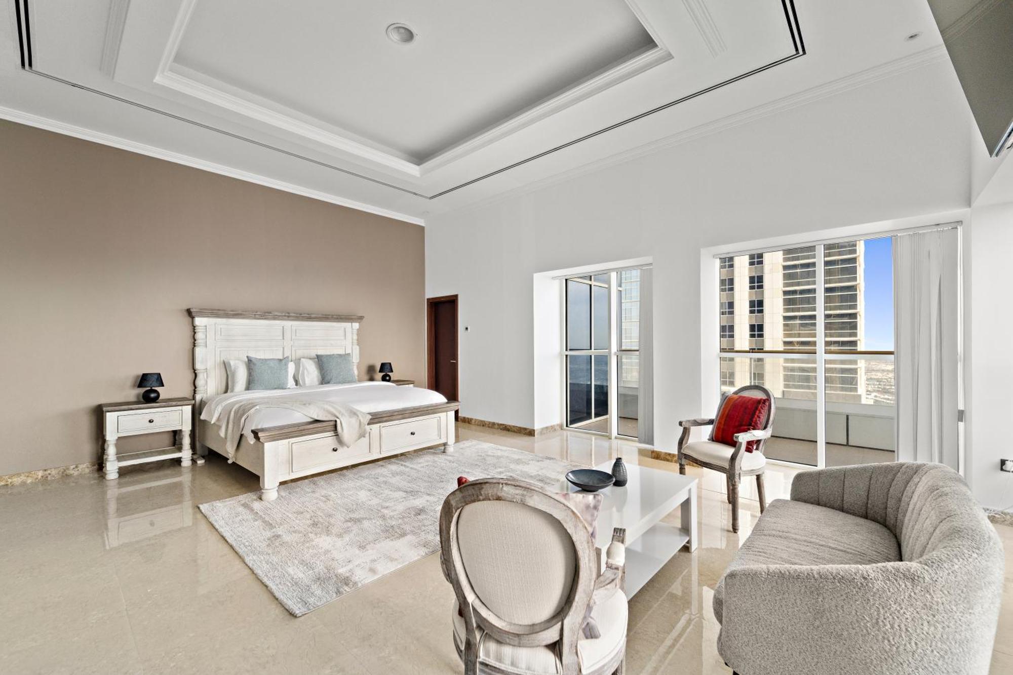 Apartment 4br Maid Penthouse With Private Pool And Jacuzzi