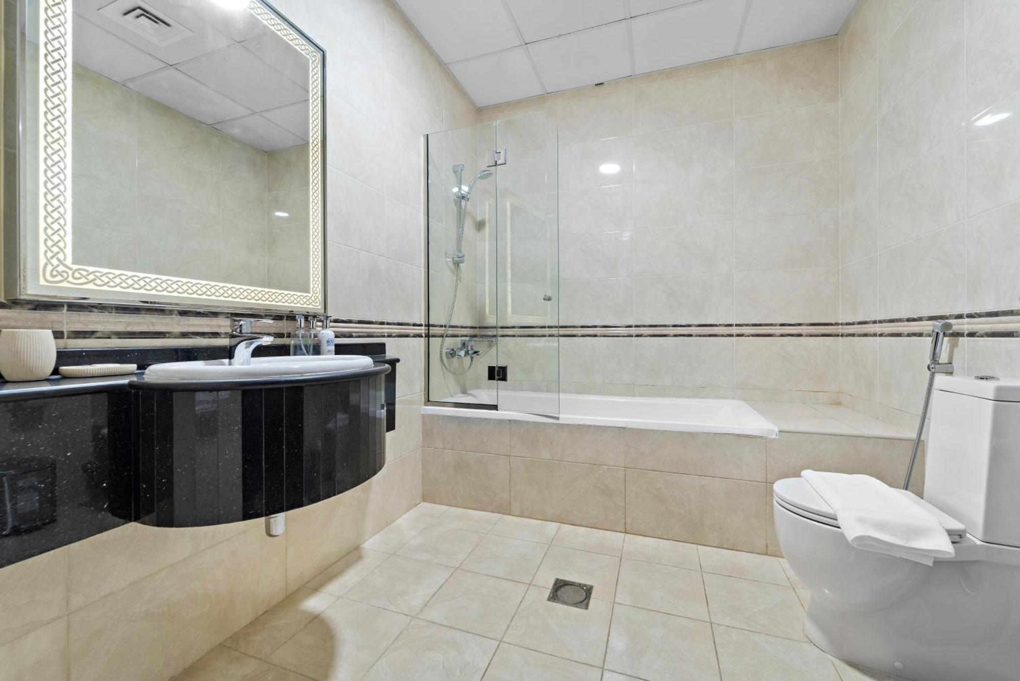 Apartment 4br Maid Penthouse With Private Pool And Jacuzzi Dubai