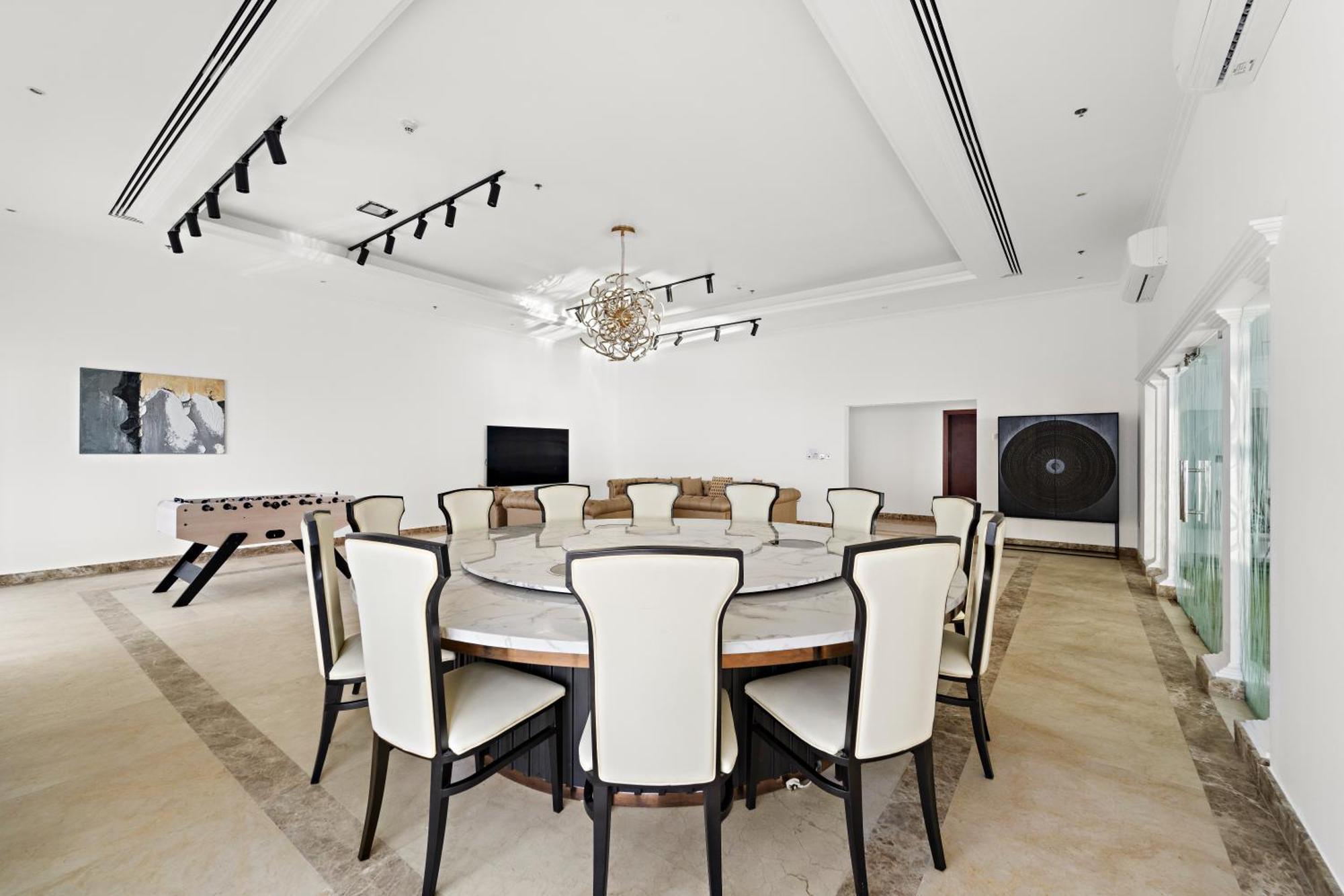 4br Maid Penthouse With Private Pool And Jacuzzi Dubai
