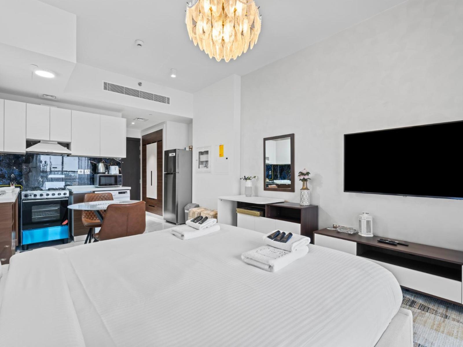 Apartment Contemporary Getaway In Arjan -22 *