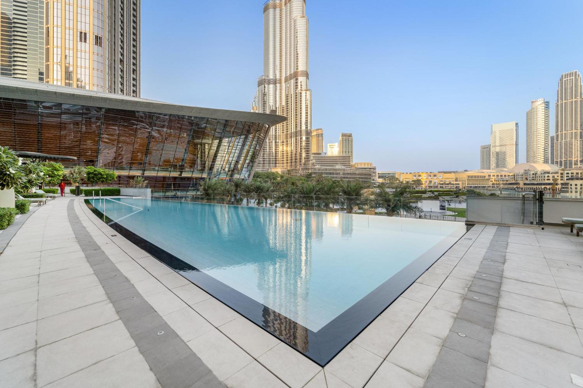 Full Burj Khalifa And Fountain Views 2br Apartment *