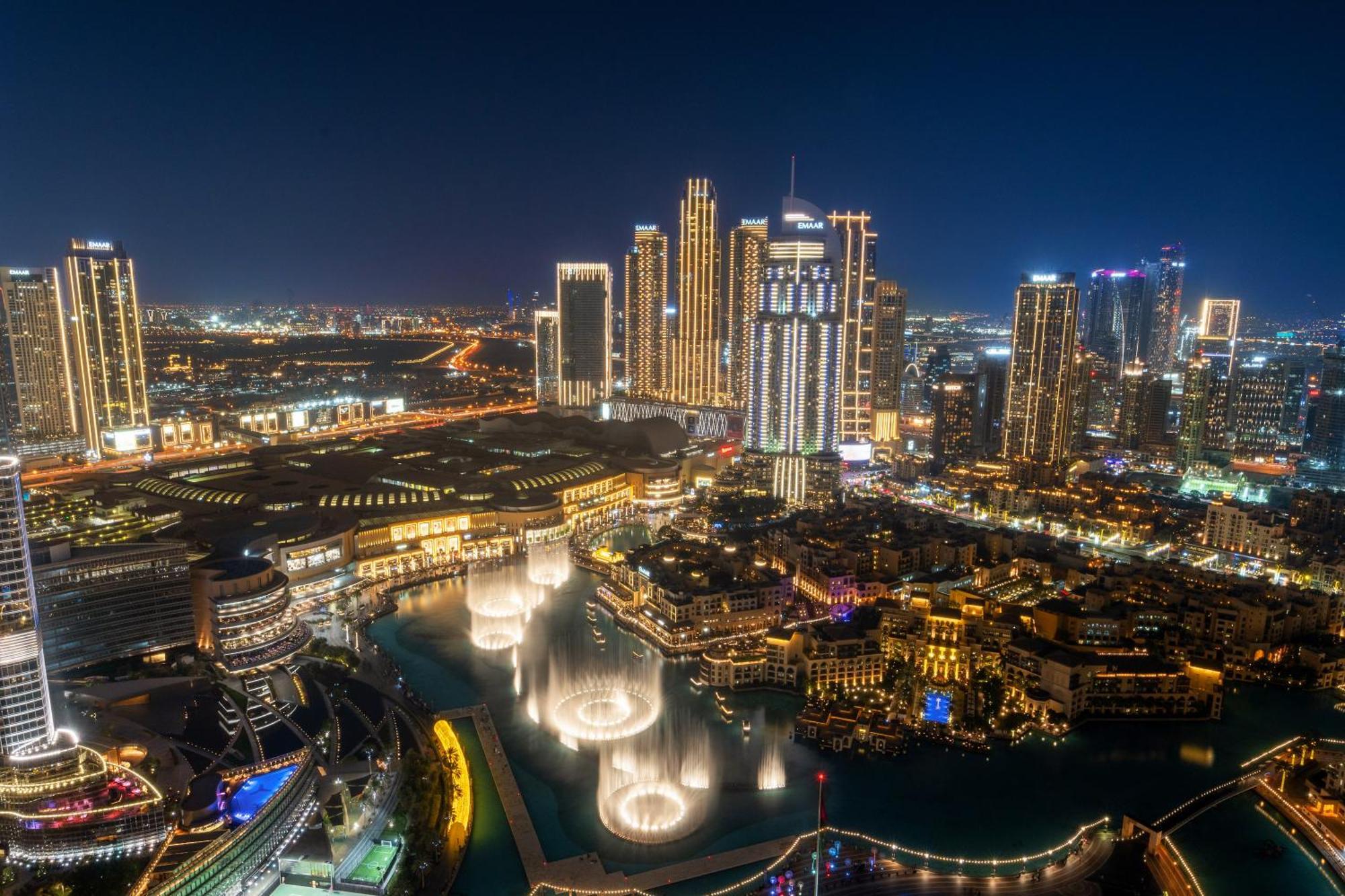 Full Burj Khalifa And Fountain Views 2br Apartment Dubai