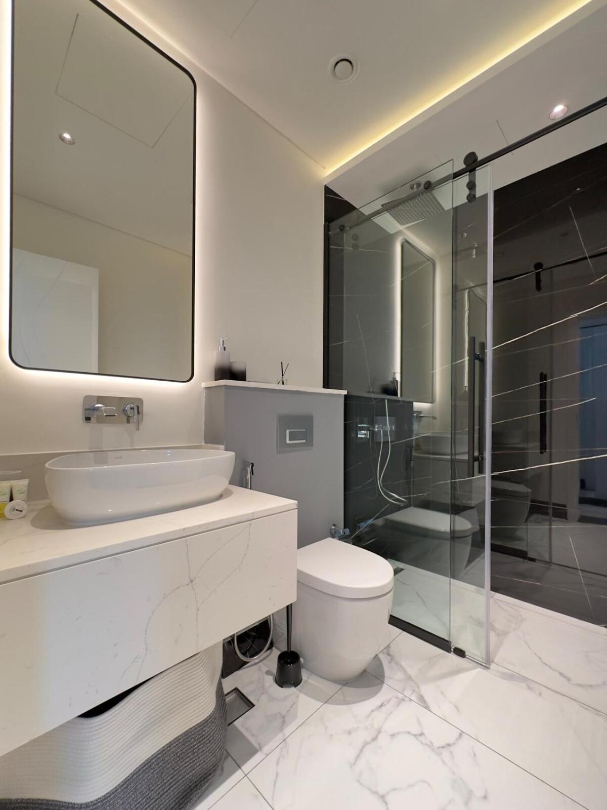 Dar Vacation - Modern 1bdr With Jacuzzi, Downtown Apartment