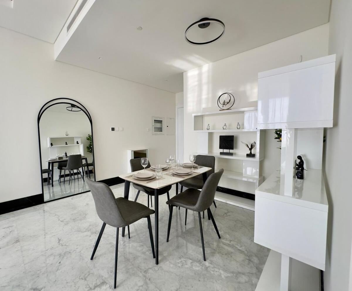 Dar Vacation - Modern 1bdr With Jacuzzi, Downtown Apartment *