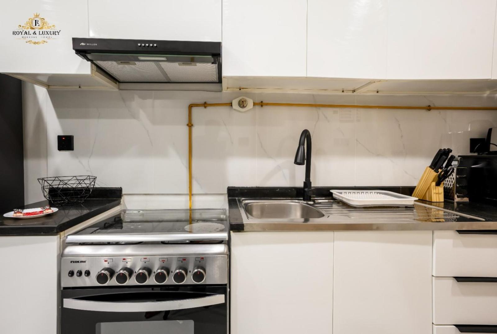 Apartment Modern At The Crescent Tower B, Impz - In The Heart Of Dubai