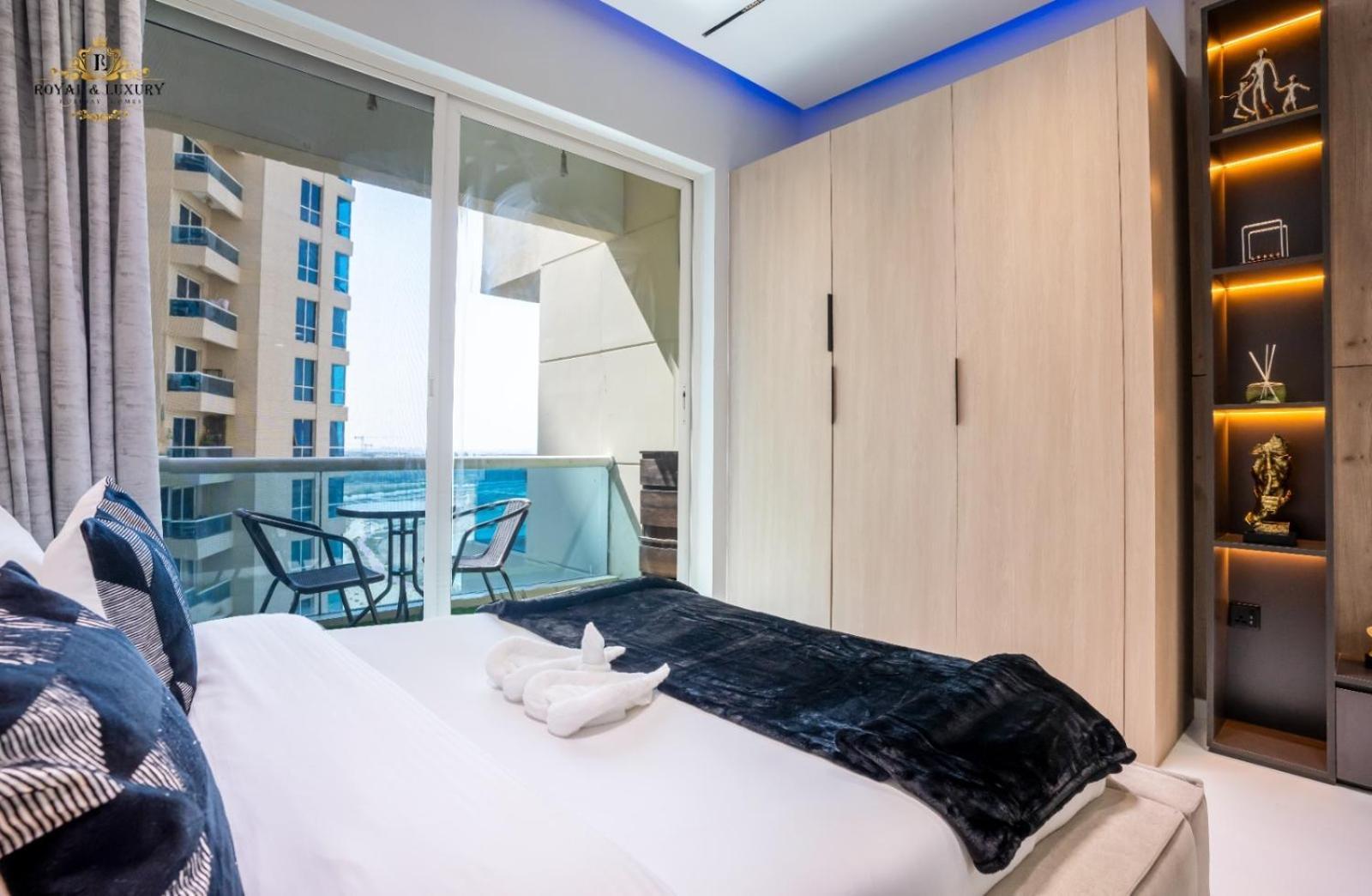 Apartment Modern At The Crescent Tower B, Impz - In The Heart Of