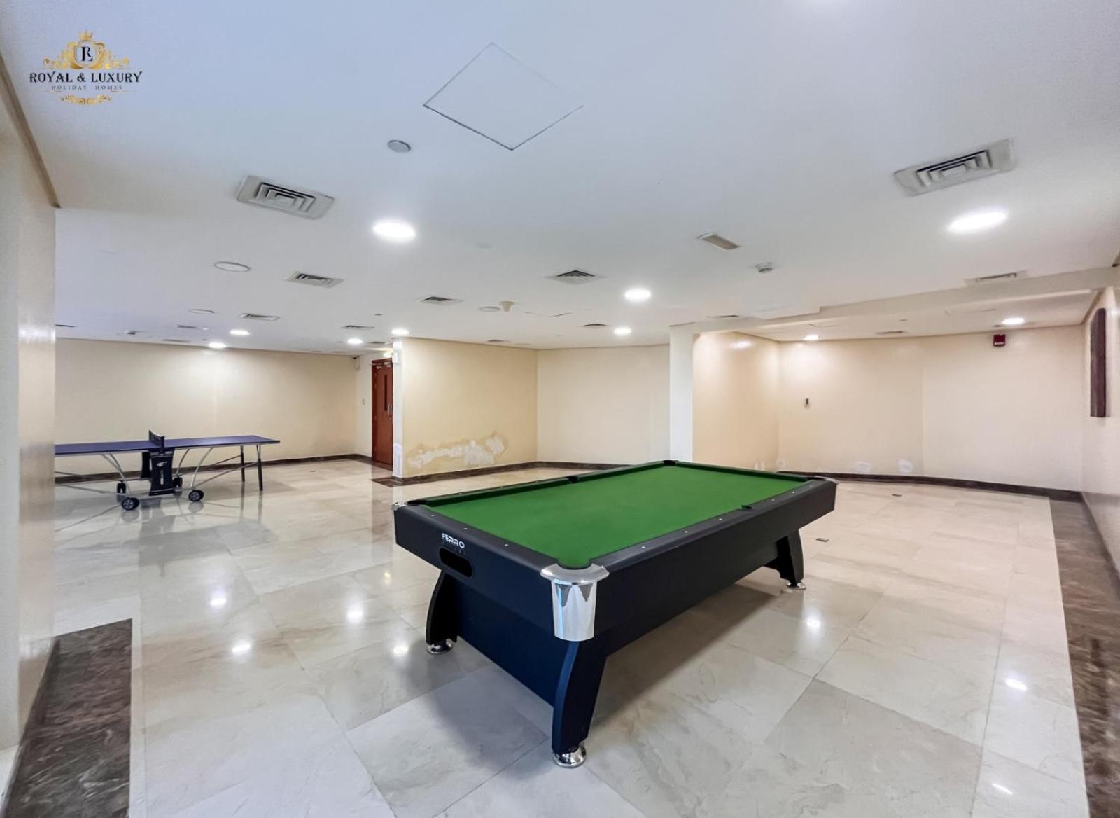 Apartment Modern At The Crescent Tower B, Impz - In The Heart Of