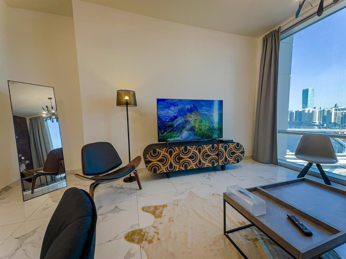 Apartment Luxury Meets Serenity 2br In Noura Tower