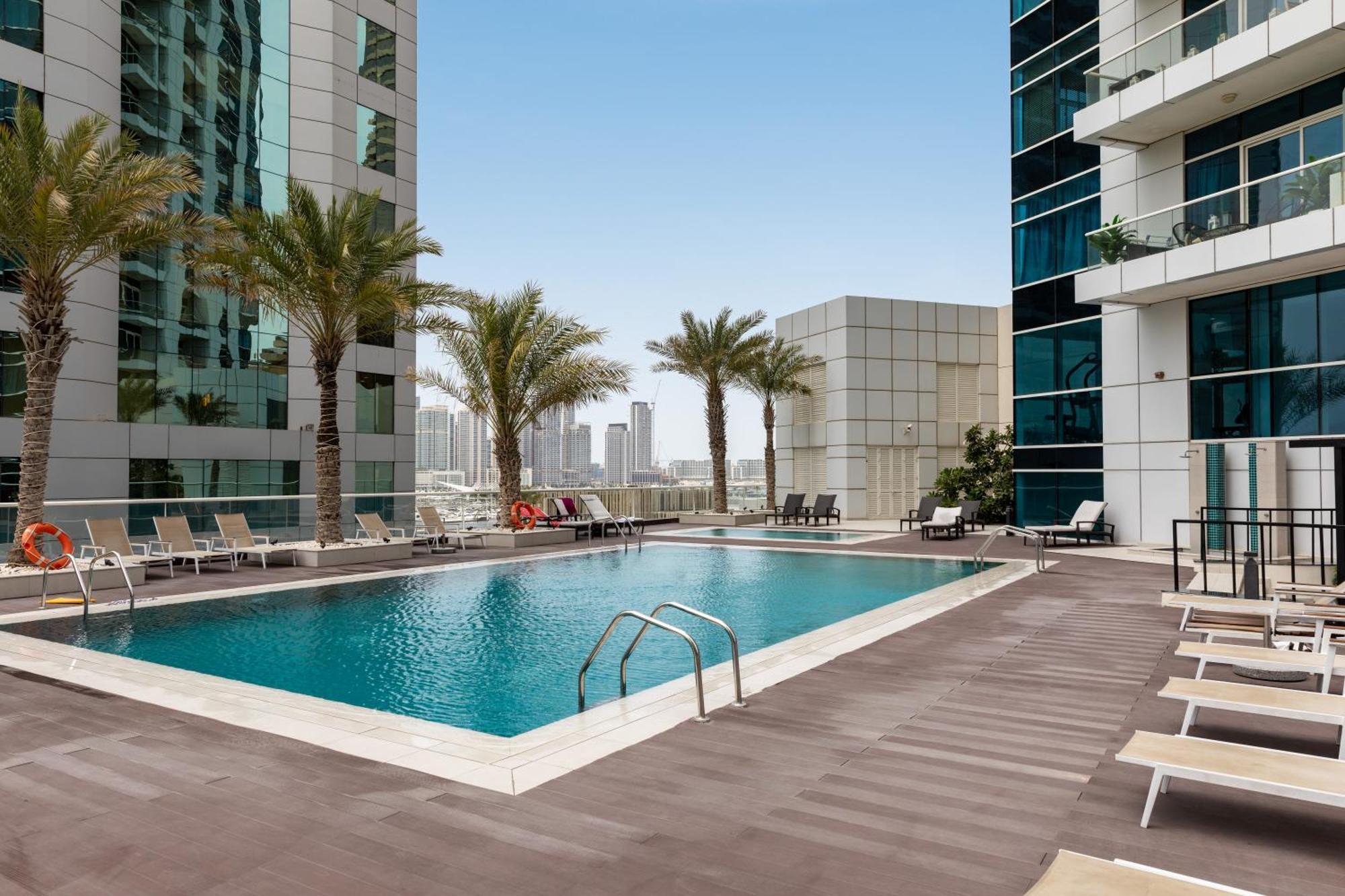 New Renovated Modern 1 Bedroom Marina Dubai