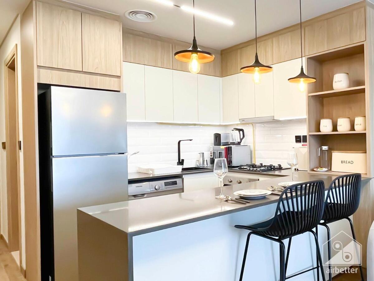Apartment Rokane G25 Modern Comfort With Views Dubai