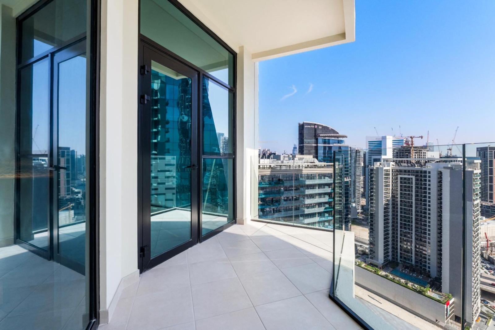 Exceptional 1br 5 Mins Burj Khalifa With Gaming * Dubai