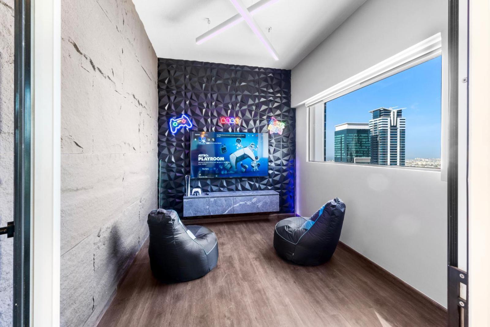 Exceptional 1br 5 Mins Burj Khalifa With Gaming Dubai