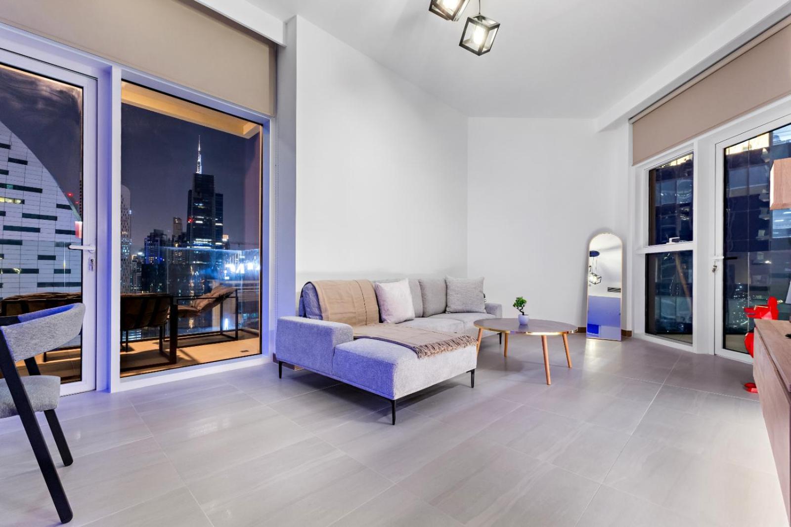 Exceptional 1br 5 Mins Burj Khalifa With Gaming Apartment *