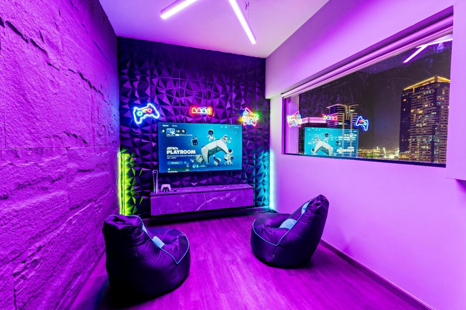 Exceptional 1br 5 Mins Burj Khalifa With Gaming Apartment Dubai