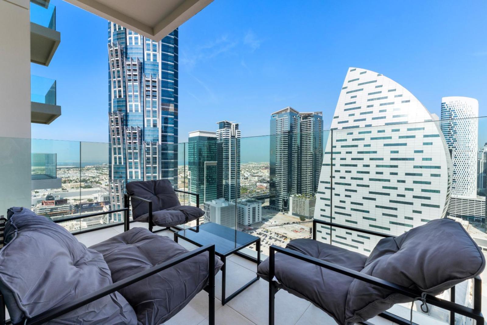 Apartment Exceptional 1br 5 Mins Burj Khalifa With Gaming