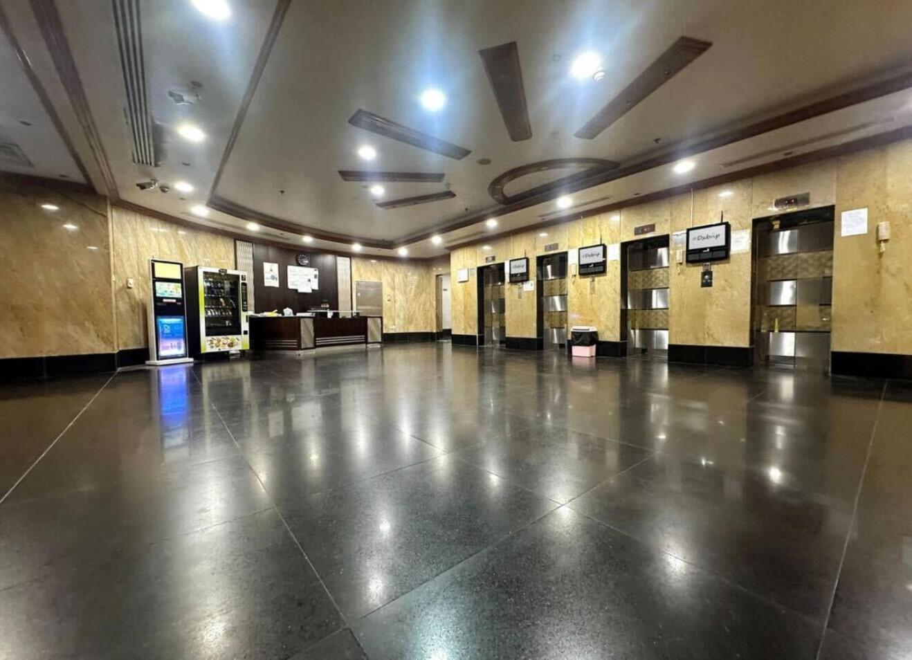 The Junction Partition In Barsha Heights