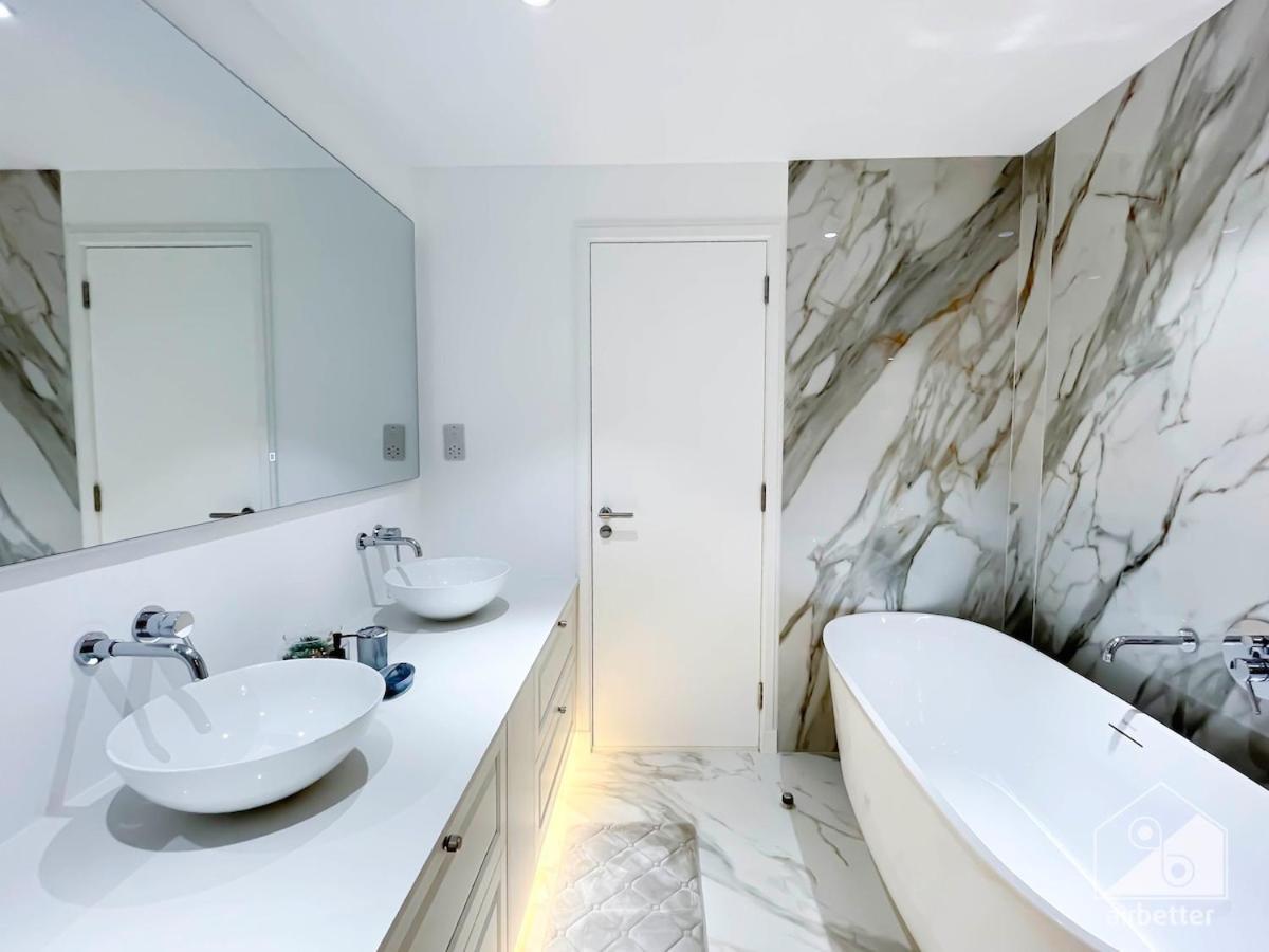 Spacious 2b With Full Marina Views - Delphine Dubai
