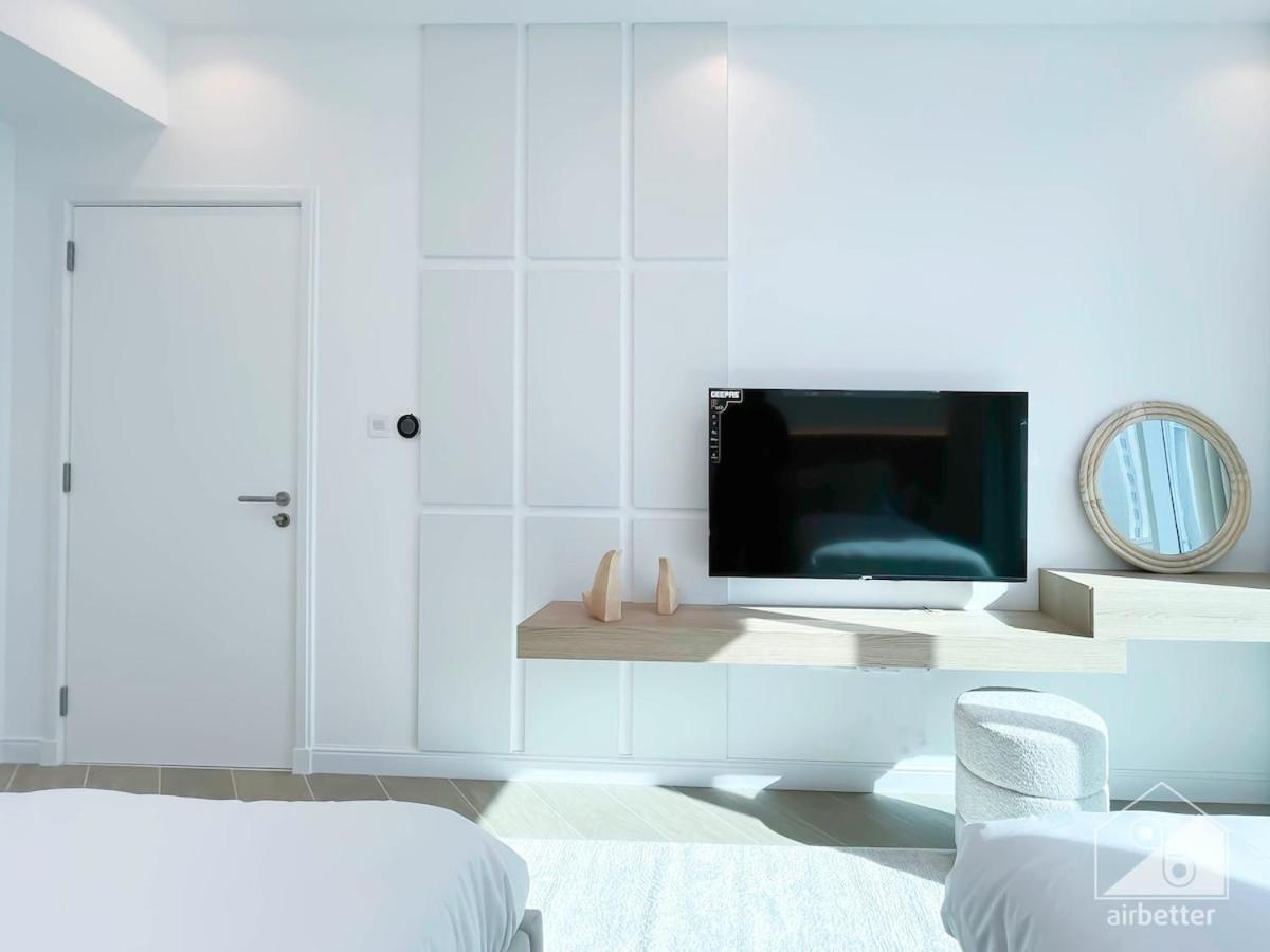 Spacious 2b With Full Marina Views - Delphine Apartment Dubai