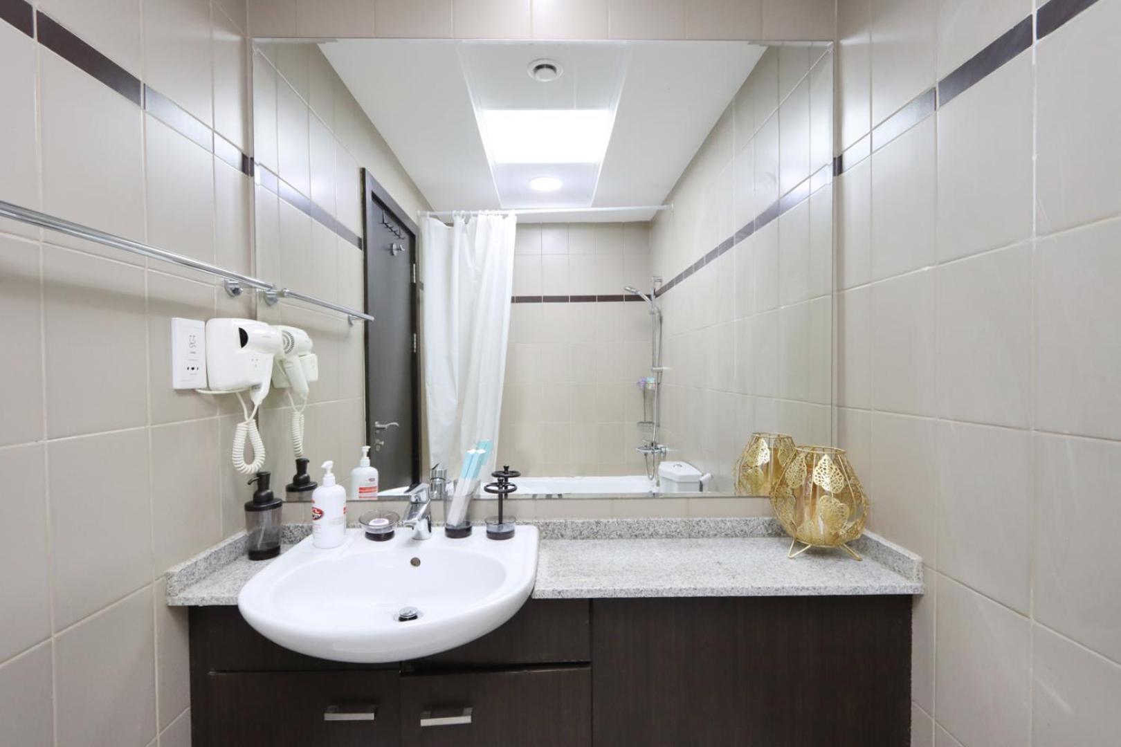 Apartment Livbnb- 2-bedroom Sanctuary In Al Ramth, Dubailand *