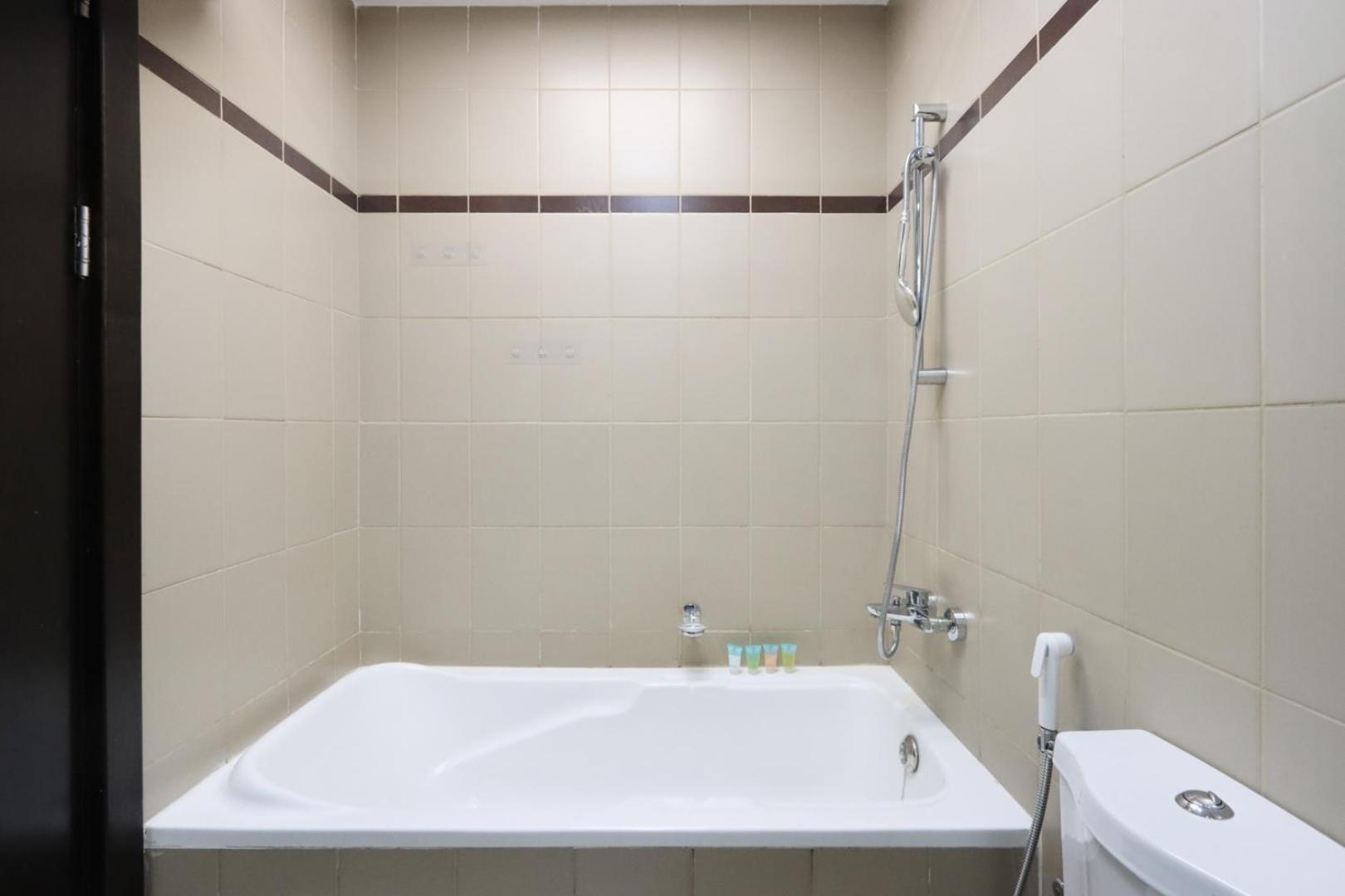 Livbnb- 2-bedroom Sanctuary In Al Ramth, Dubailand Apartment *
