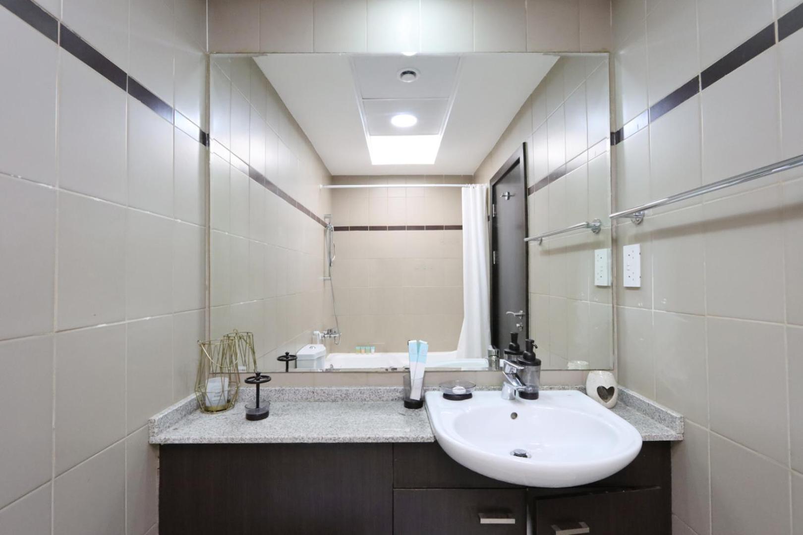 Apartment Livbnb- 2-bedroom Sanctuary In Al Ramth, Dubailand Dubai