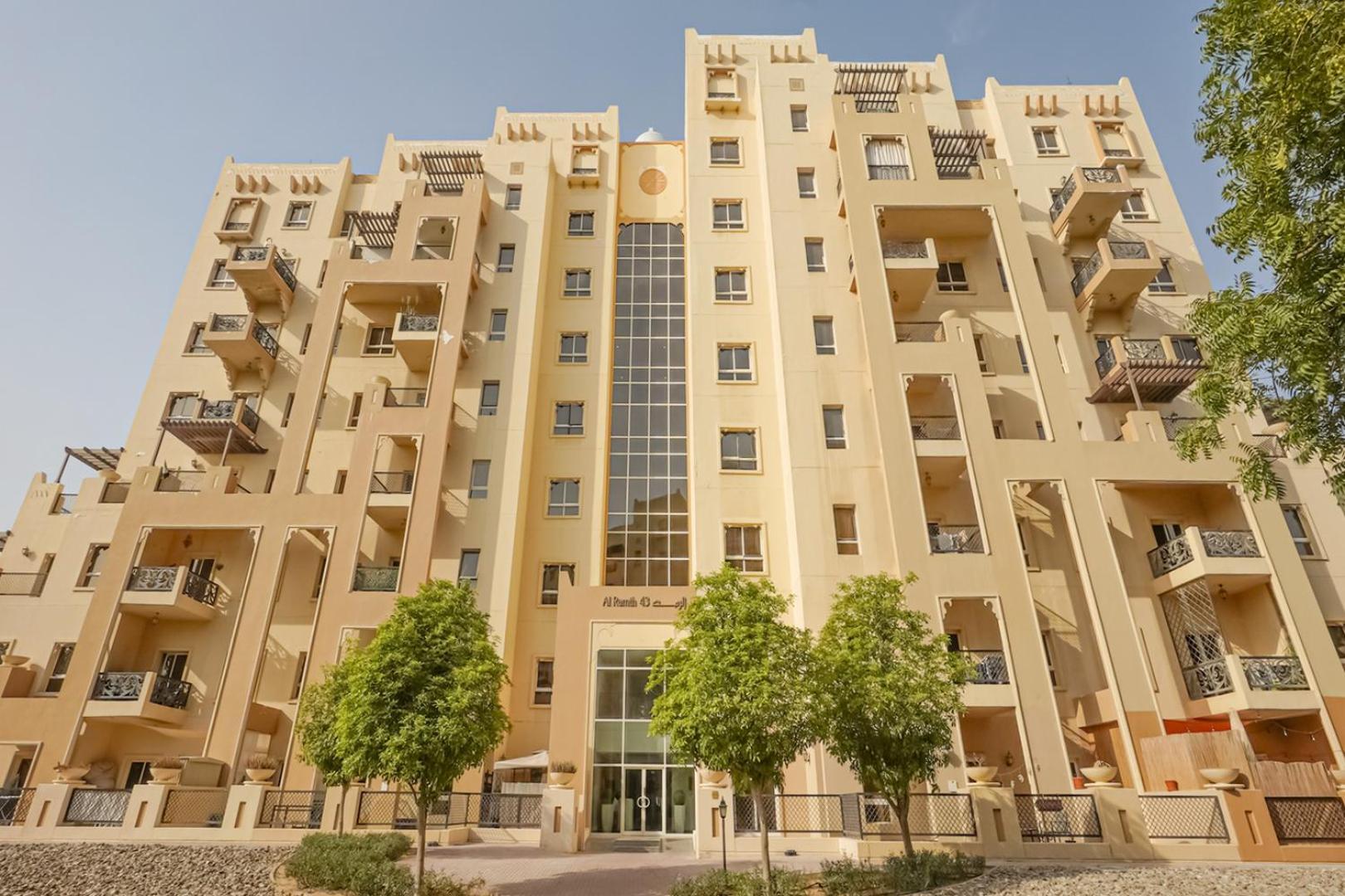 Apartment Livbnb- 2-bedroom Sanctuary In Al Ramth, Dubailand *
