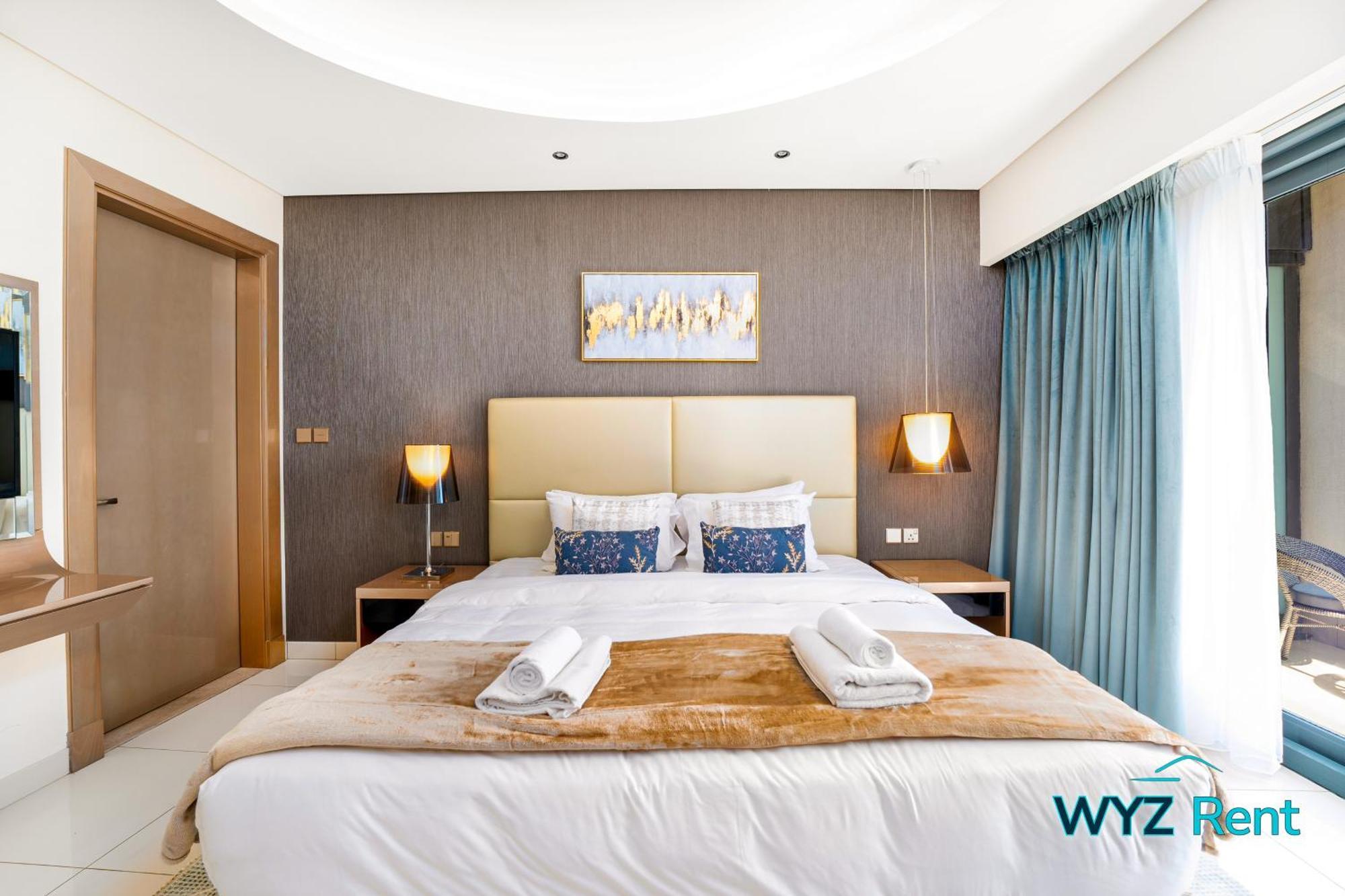 Apartment Glamorous 2br In Damac Paramount Tower *