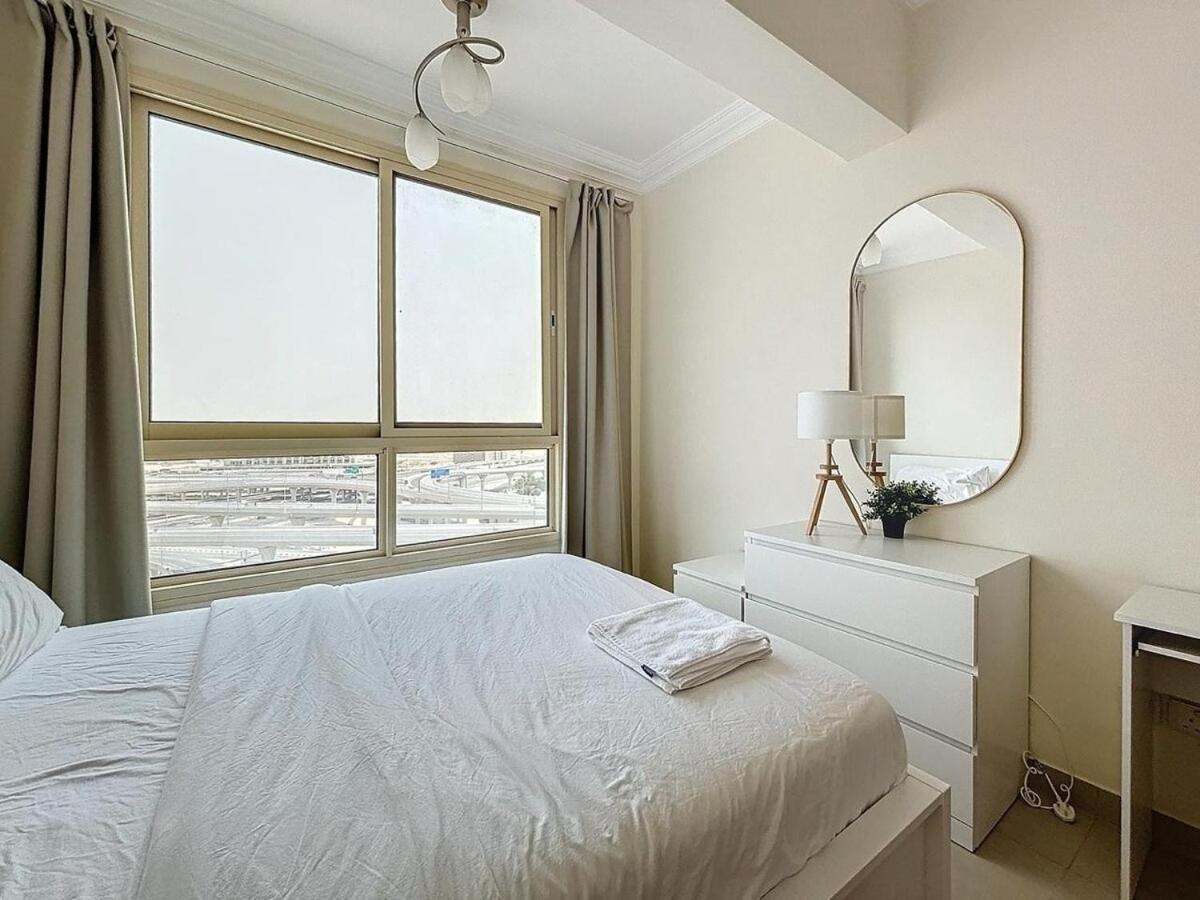 Marina 1 Bedroom Gem * Dubai