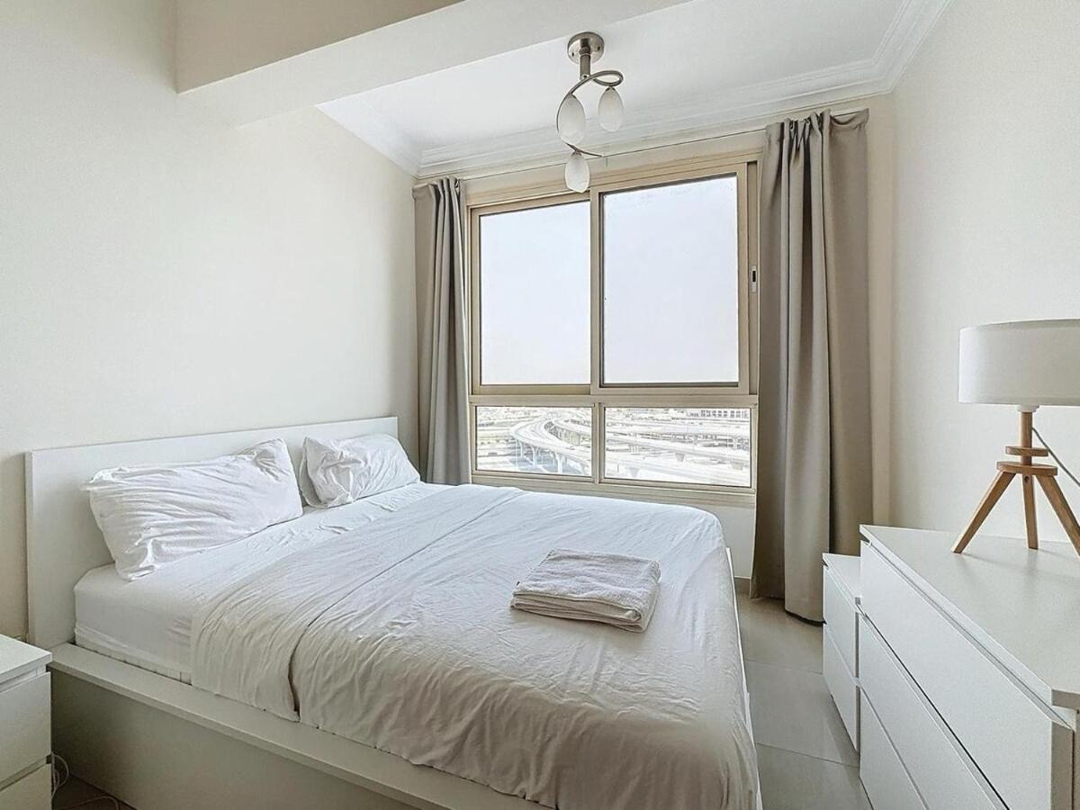 Marina 1 Bedroom Gem * Dubai