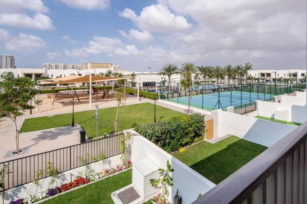 First Class Style Meets Scenic Beauty Apartment