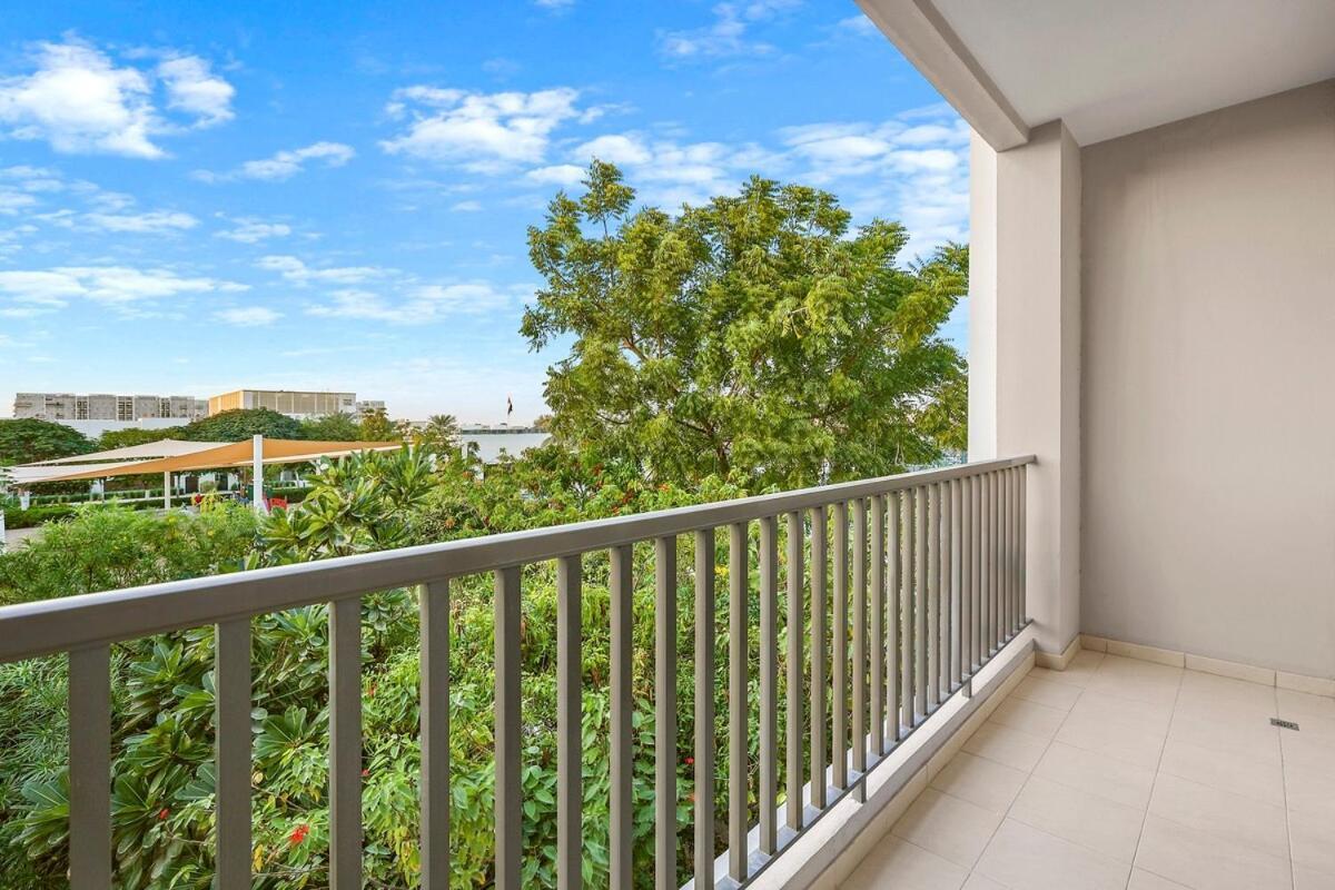 Apartment First Class Style Meets Scenic Beauty Dubai