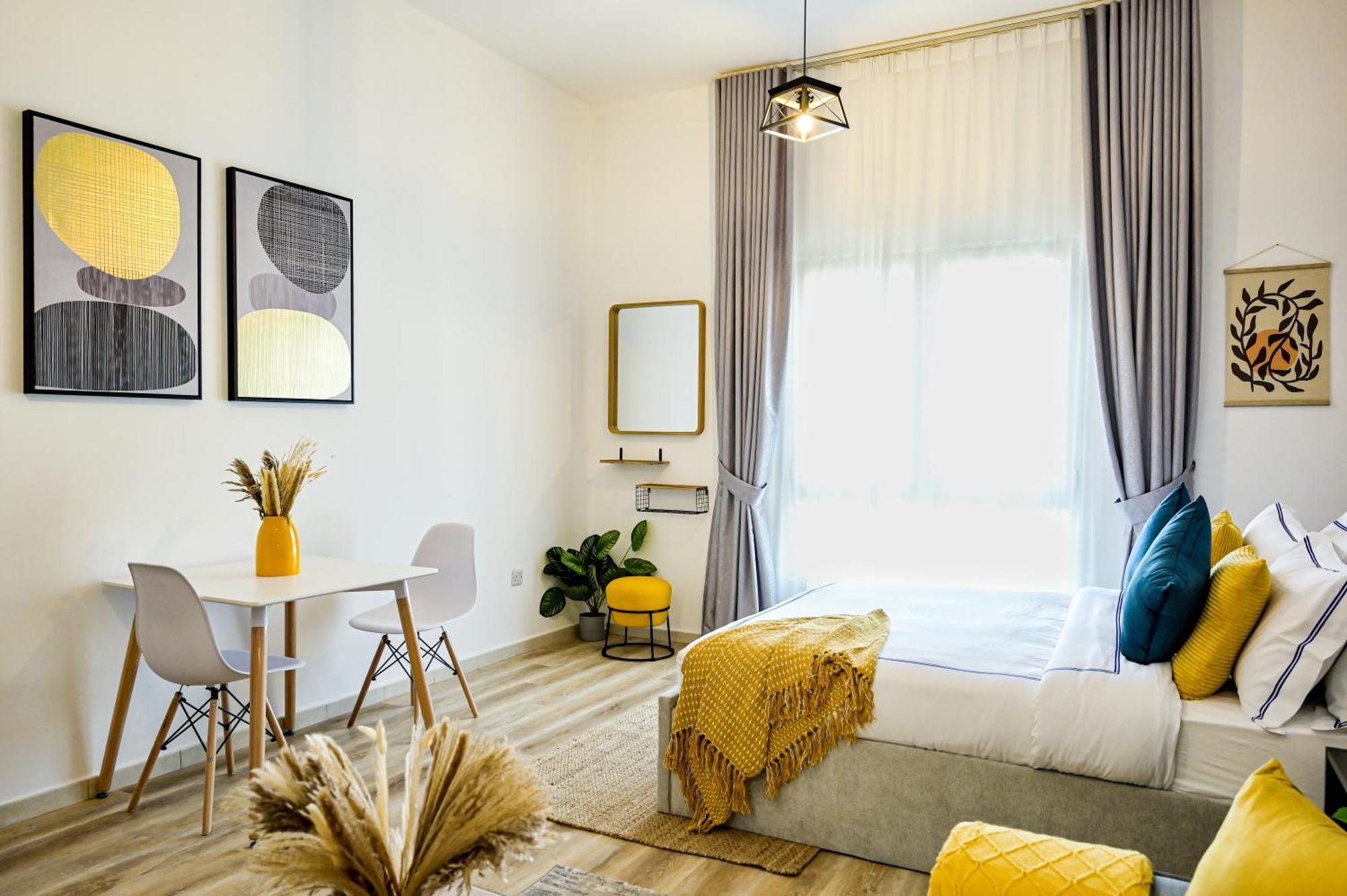 Apartment Modern In Discovery Gardens, Close To Metro