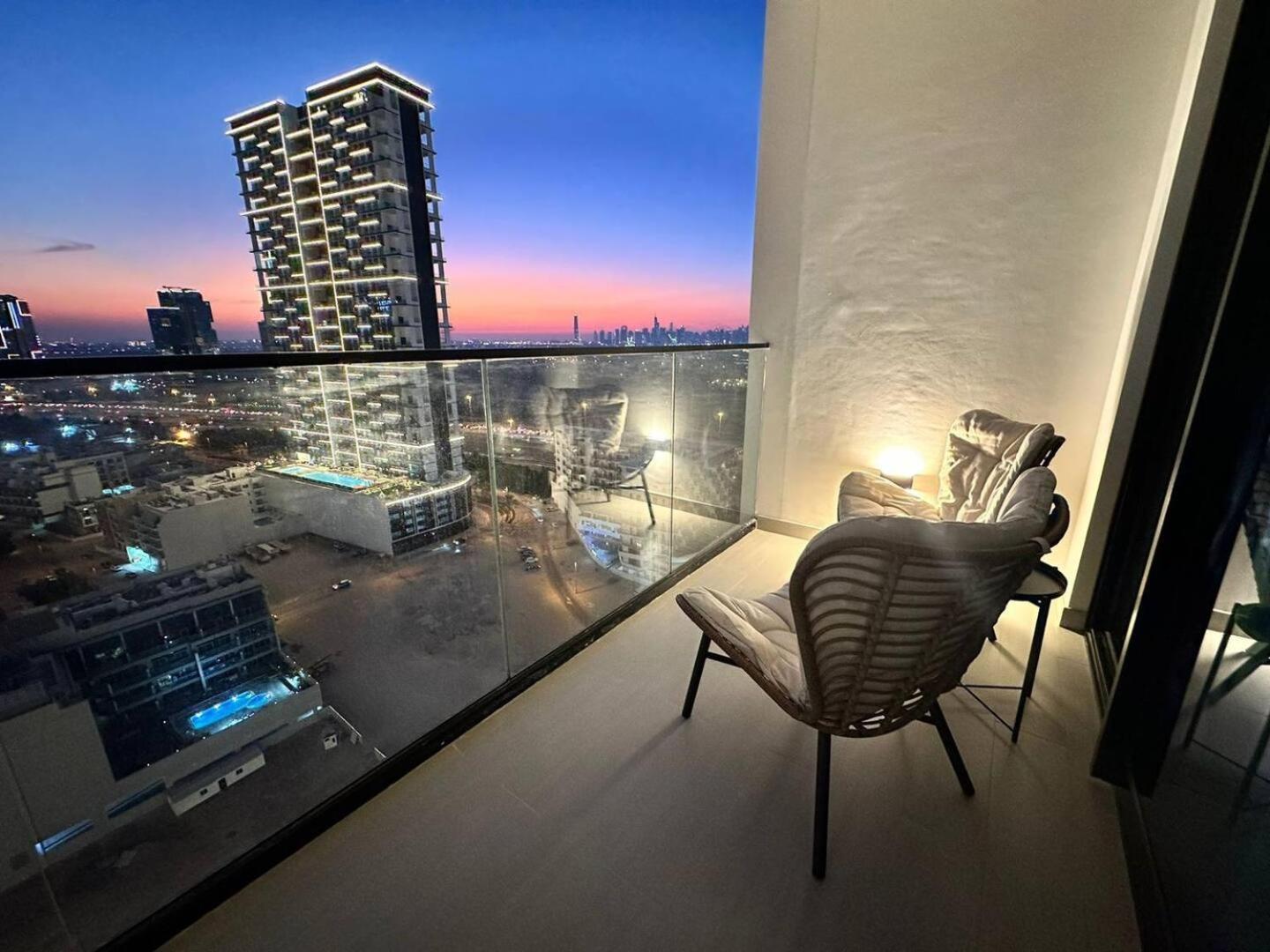 Modern 1 Bedroom Urban Escape In Jvc Dubai