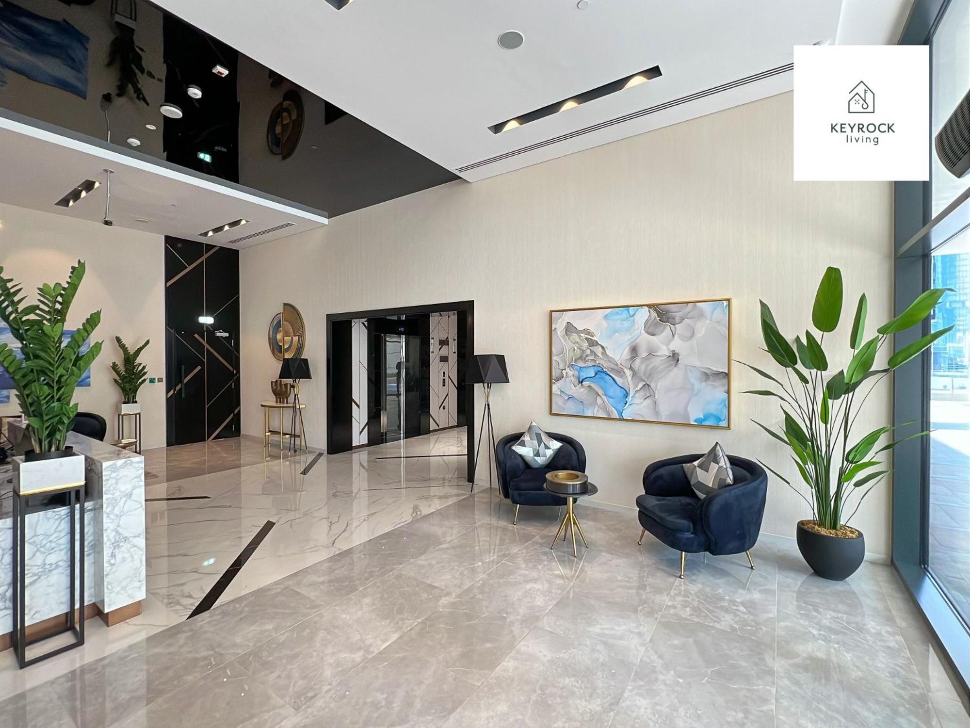 Keyrock Living - Luxury In Zada Tower Apartment Dubai