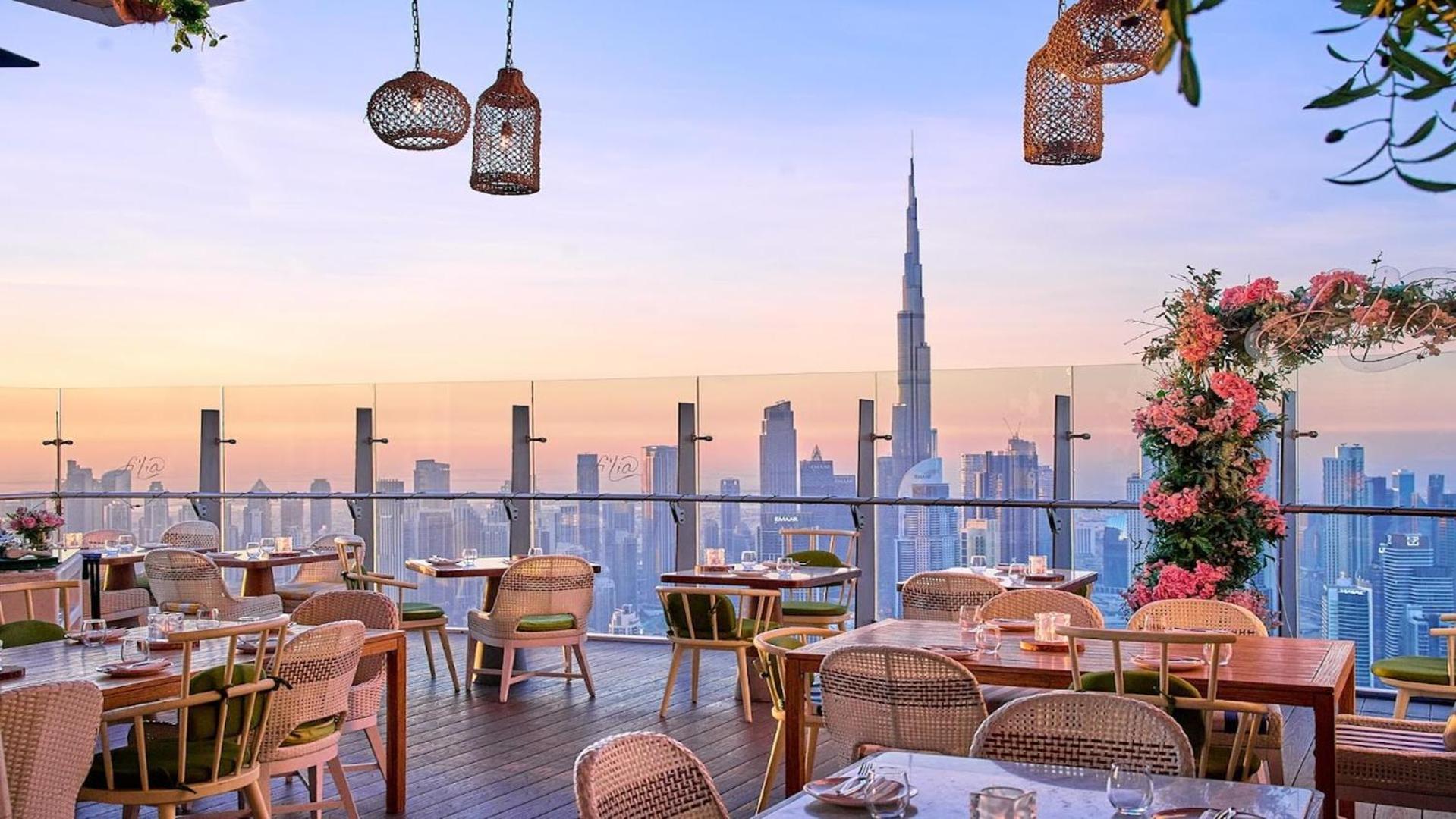 Glamorous 2br In Damac Paramount Tower Apartment Dubai