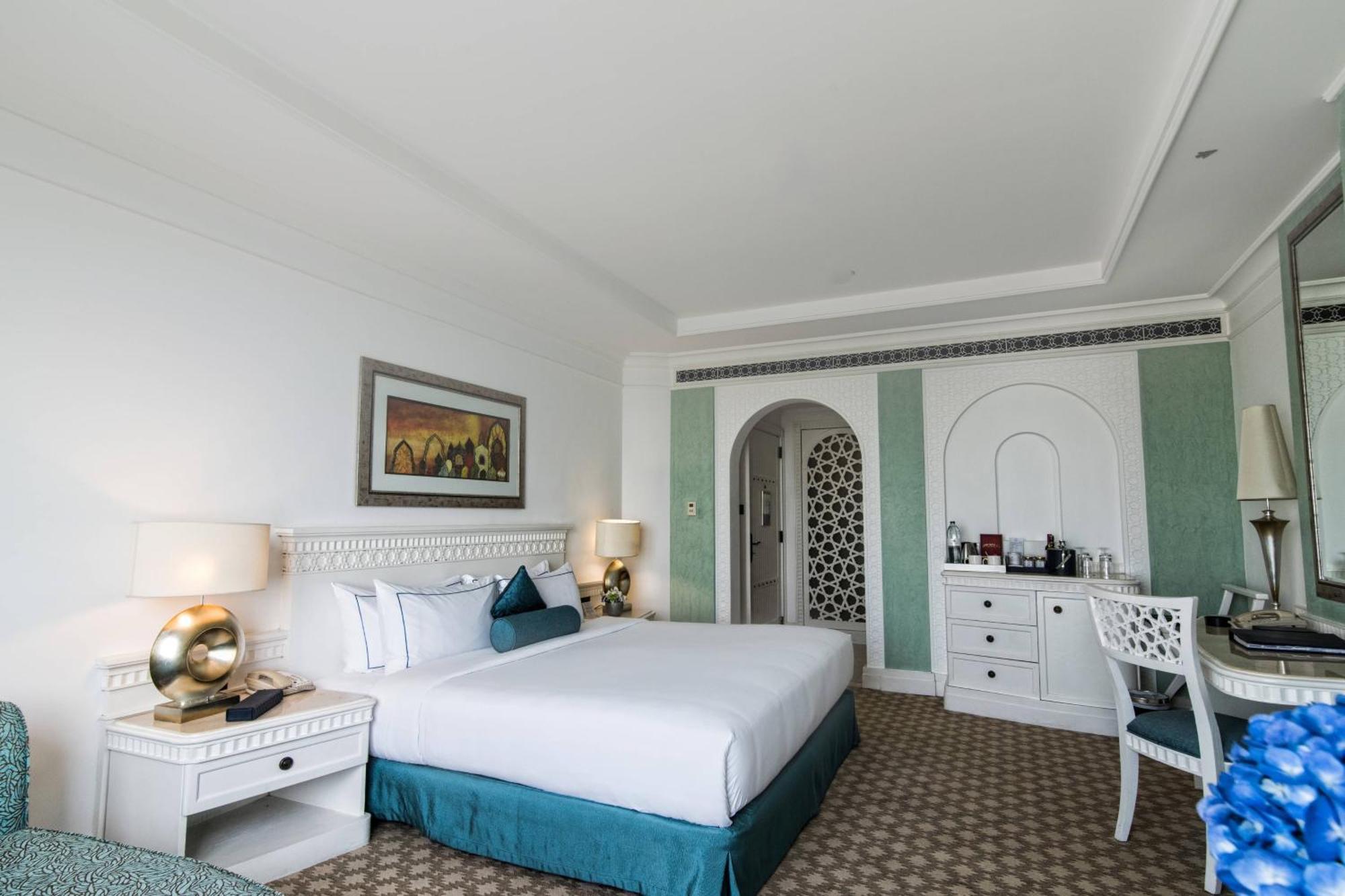 Resort Al Habtoor Grand Resort, Autograph Collection Dubai