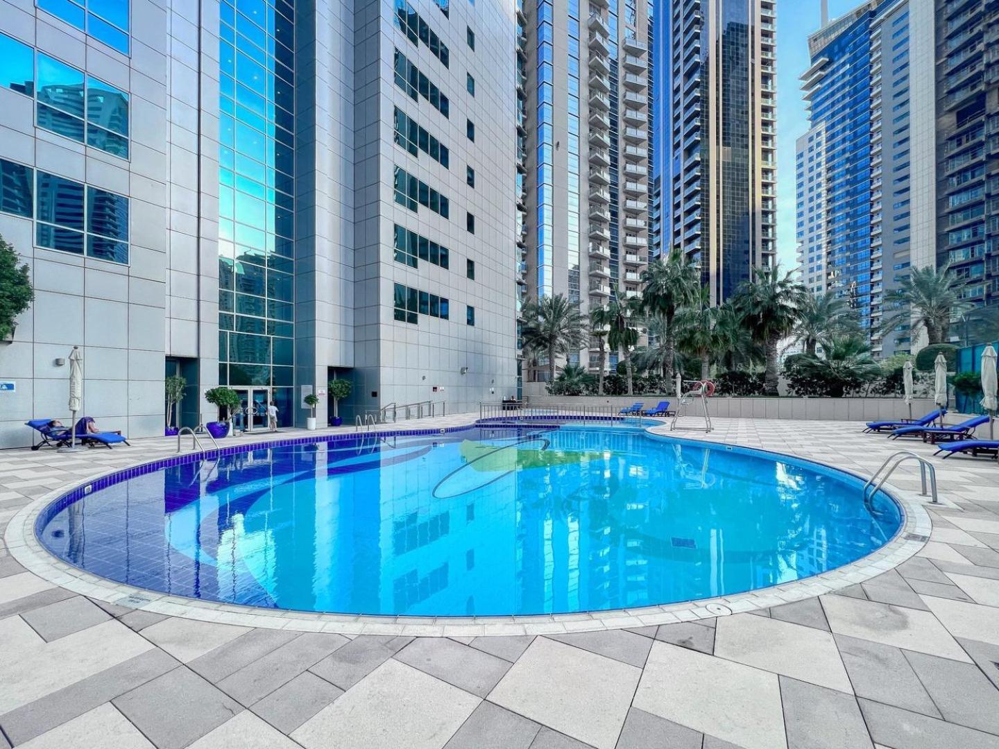 Guestready - Marina Penthouse With Private Pool Apartment *