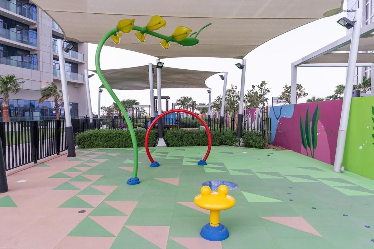 Luxury 2-bed In Aykon Tower, Business Bay - Prime Location And Cityscape Views! Dubai