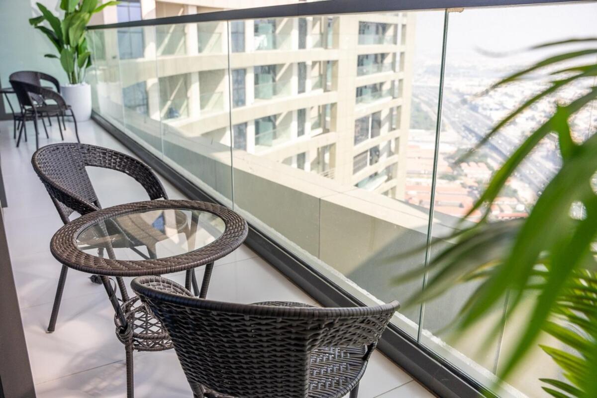 Luxury 2-bed In Aykon Tower, Business Bay - Prime Location And Cityscape Views! * Dubai