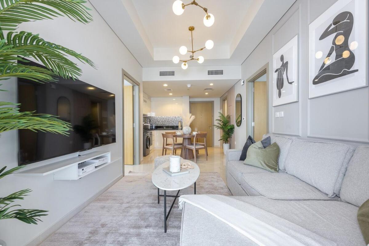 Luxury 2-bed In Aykon Tower, Business Bay - Prime Location And Cityscape Views! Apartment *