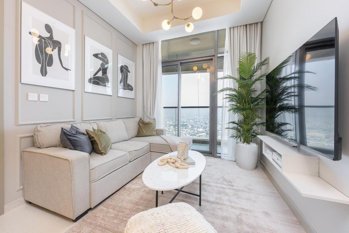 Luxury 2-bed In Aykon Tower, Business Bay - Prime Location And Cityscape Views!