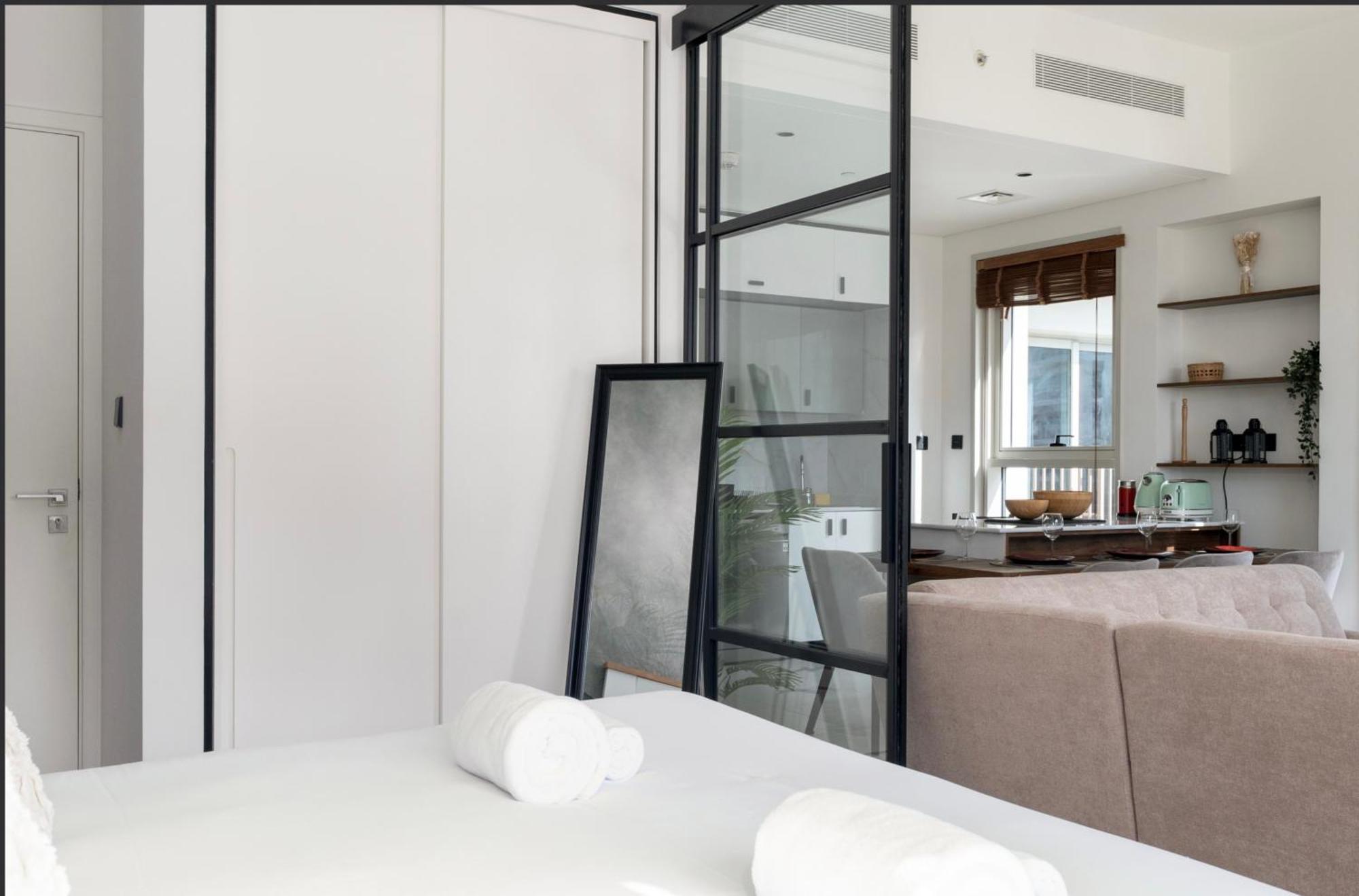 Apartment 2 Bedroom Hills Dubai