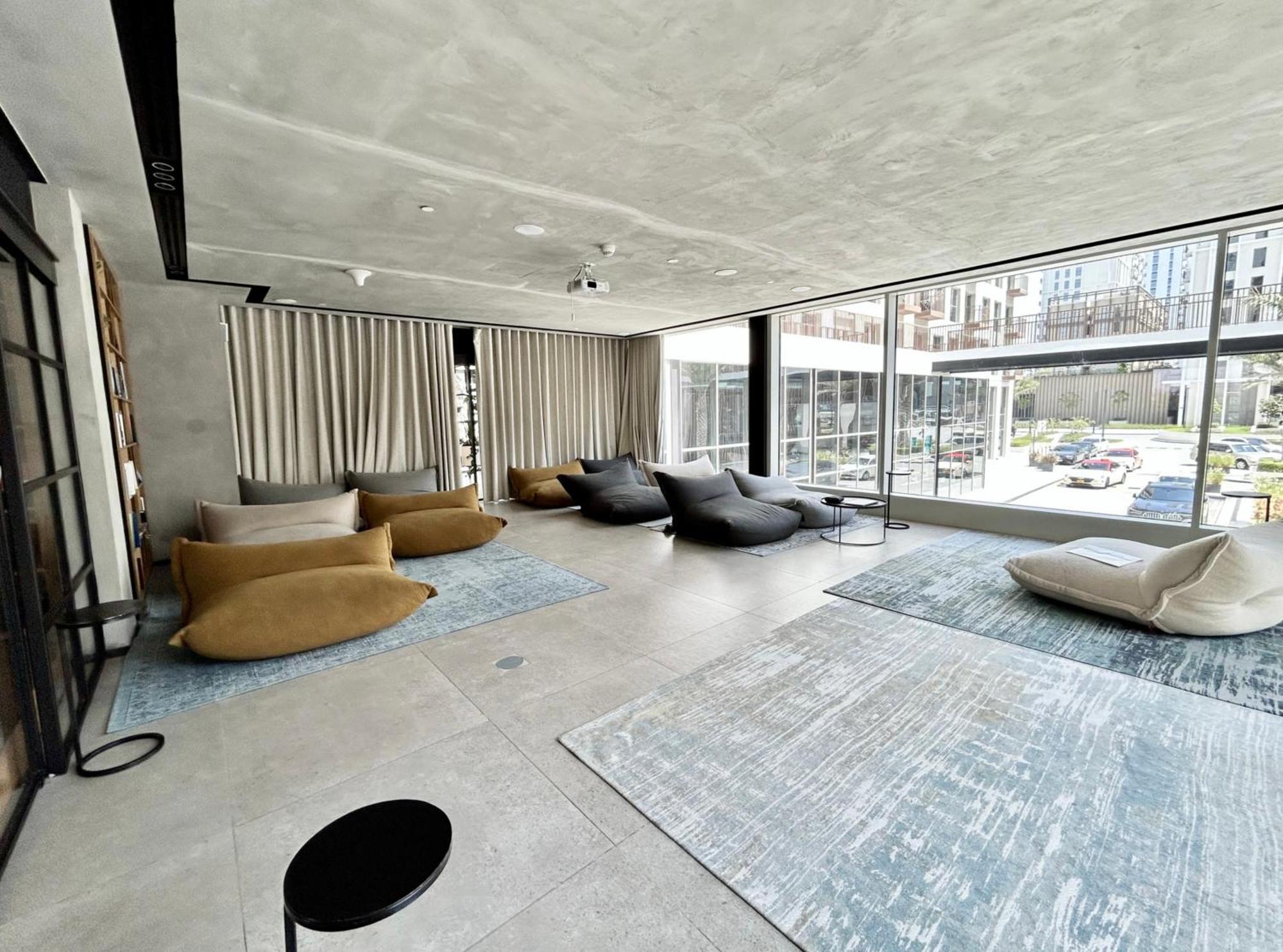 2 Bedroom Hills